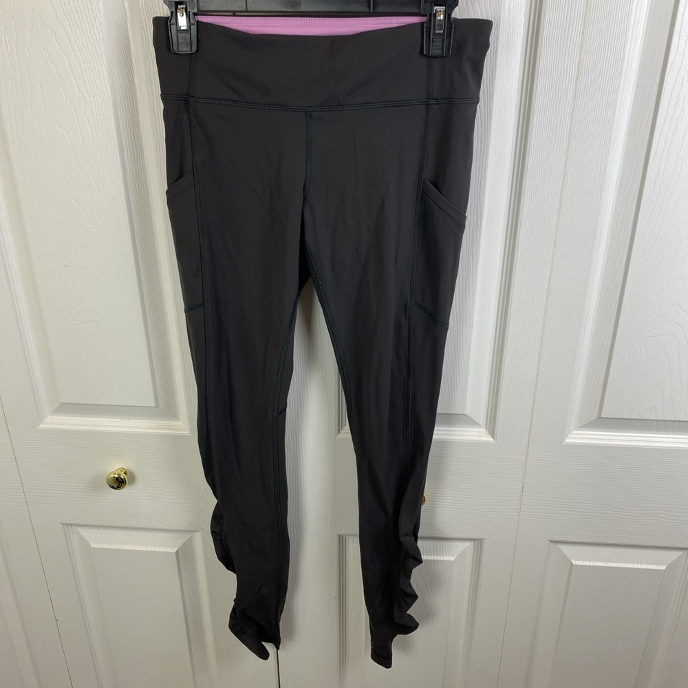 Lululemon Speed-Up Tight Leggings Women Crops‎ Ruffled Leg Size 6 Pockets